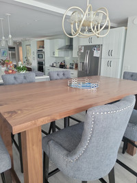 Prefinished Walnut Hand Scraped Plank Countertop